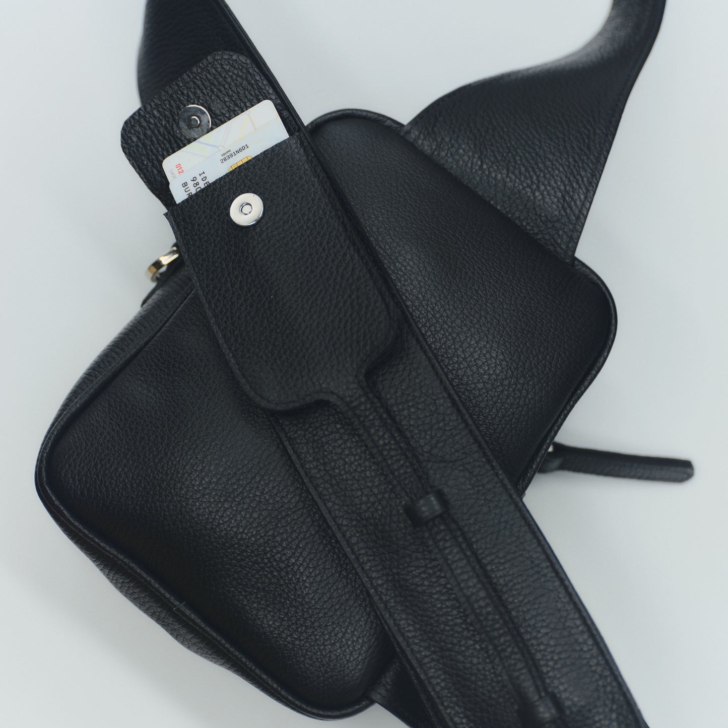 Nokia Bag Black Men Pre-Order (no piercing)