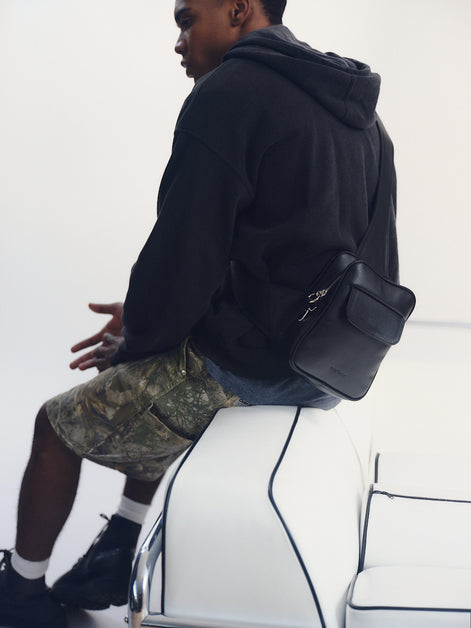 Nokia Bag Black Men (no piercing)